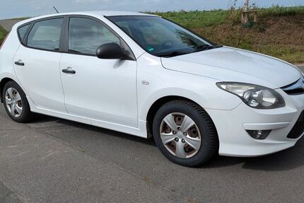 Hyundai i30 229.409 km 2.399 &euro; Dortmund 44319