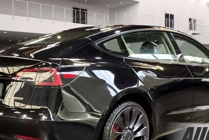 Tesla Model 3 32.250 km 31.750 &euro; Schöningen 38364