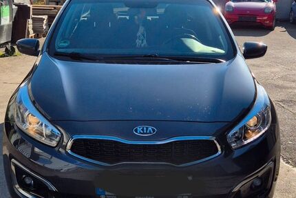 Kia ceed Sportswagon 152.000 km 7.800 € Winterlingen 72474