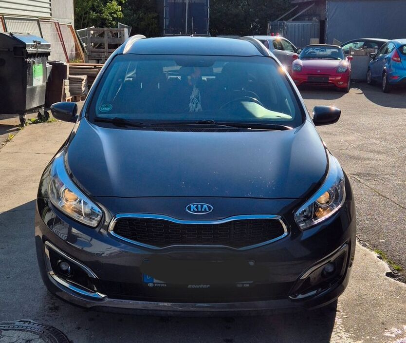 Kia ceed Sportswagon 152.000 km 7.800 € Winterlingen 72474