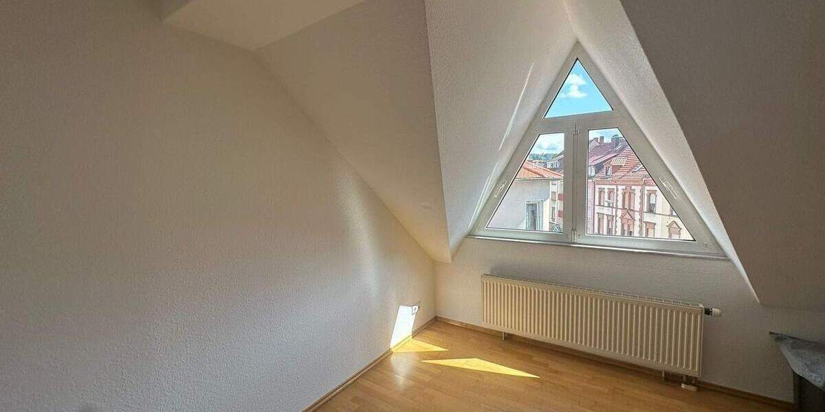 Etagenwohnung Kaiserslautern Innenstadt - 3 Zimmer, 80 m&sup2;, 720&euro; | Angebot:25247823