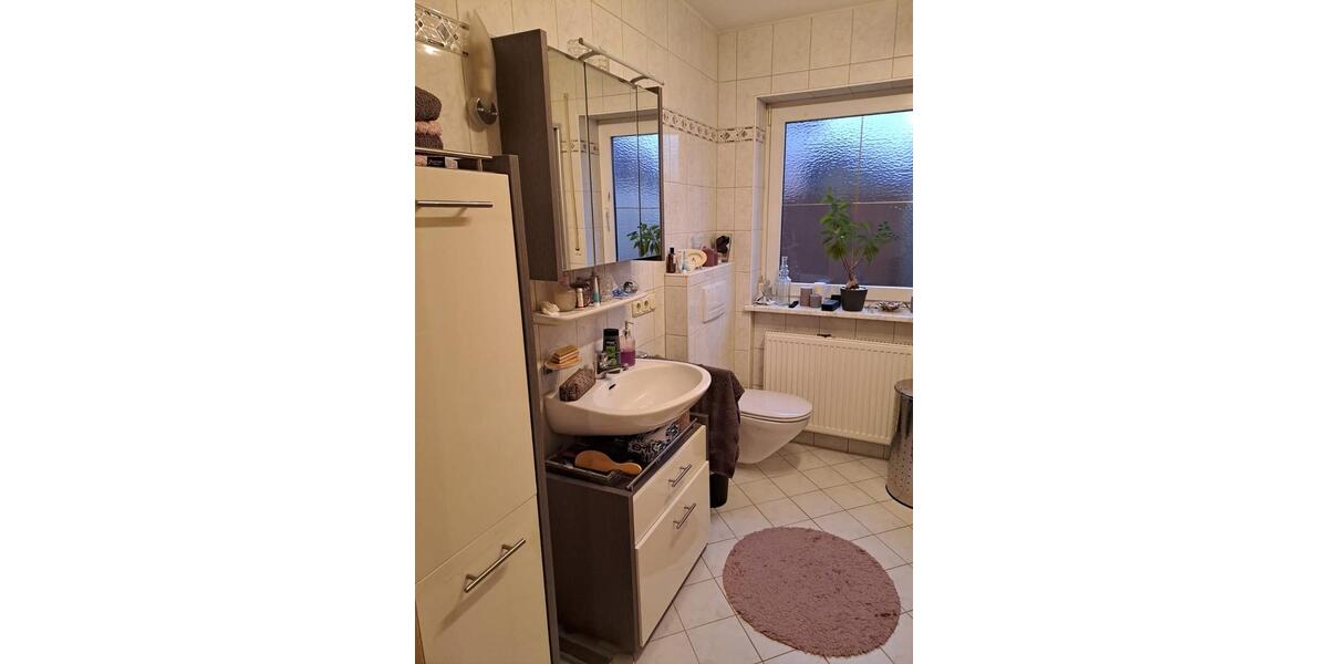 Erdgeschoßwohnung Oberpöring - 3 Zimmer, 75 m&sup2;, 900&euro; | Angebot:25589282