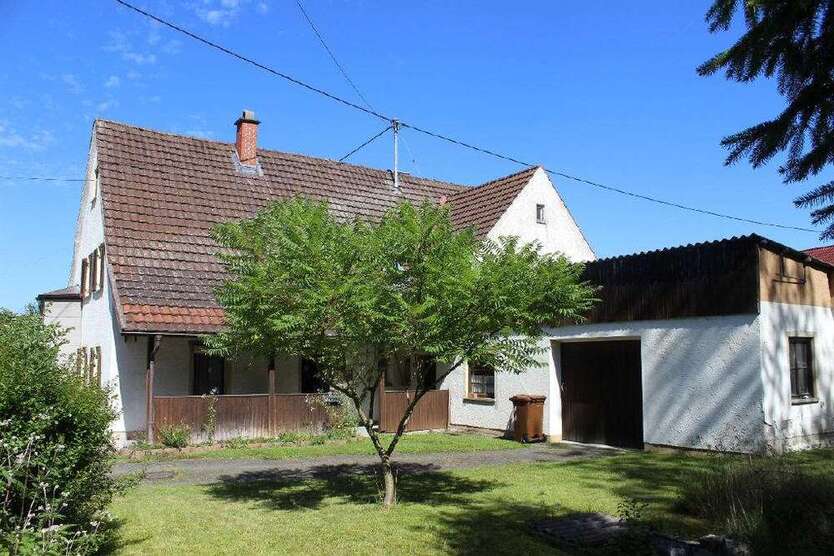 Haus zum Kaufen in Ehingen 255.000 € 195.91 m²