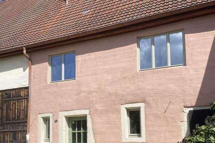 Haus Rottenburg - 6 Zimmer, 159 m&sup2;, 290.000&euro; | Angebot:27150995