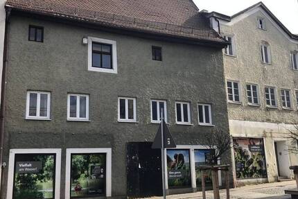 Haus Eichstätt - 1 Zimmer, 397 m&sup2;, 235.000&euro; | Angebot:26066091