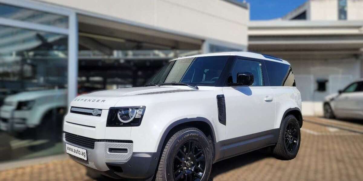 Land Rover Defender 3.165 km 69.844 &euro; Freiburg 79111