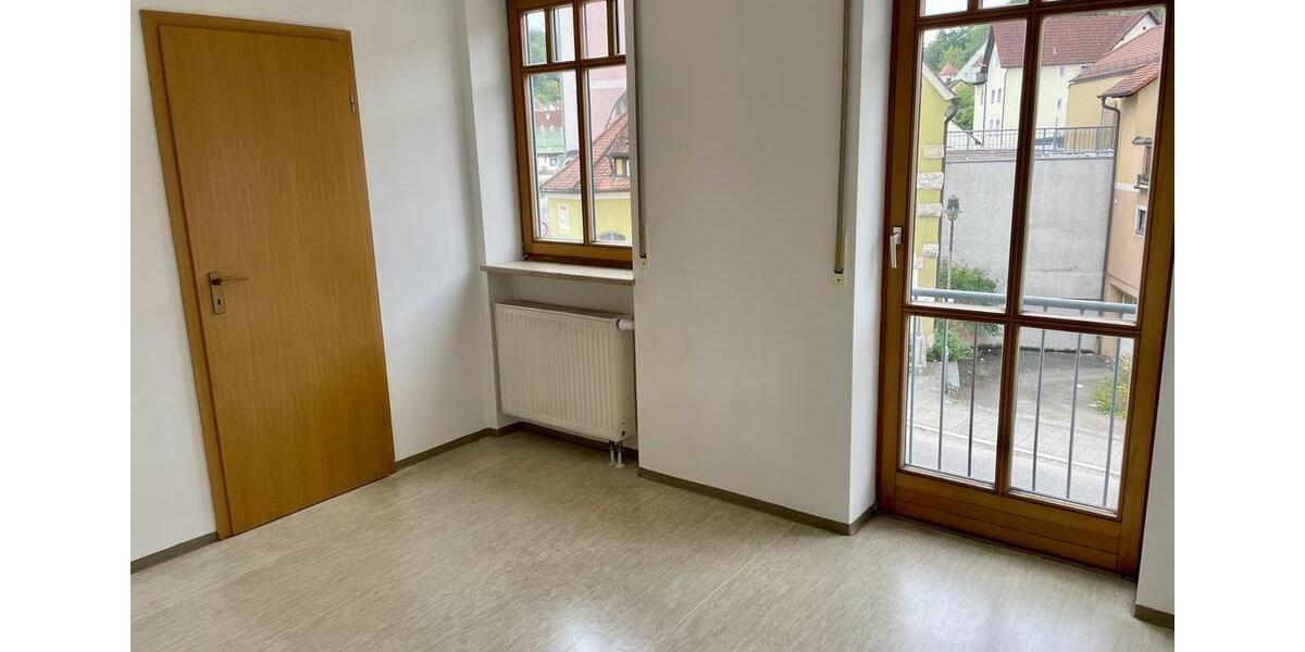 Etagenwohnung Treuchtlingen - 3 Zimmer, 87 m&sup2;, 225.000&euro; | Angebot:27013816