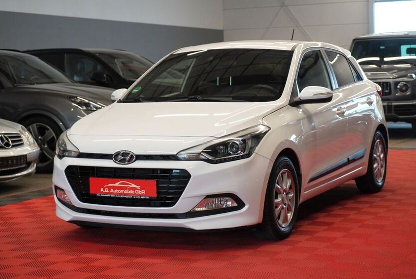 i20