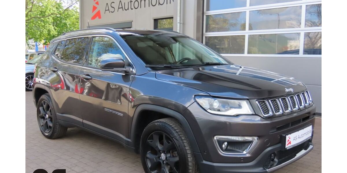 Jeep Compass 79.000 km 12.590 &euro; Stuttgart 70329
