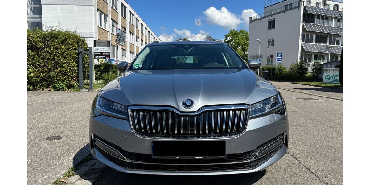 Skoda Superb 70.000 km 24.300 &euro; Freiburg 79100