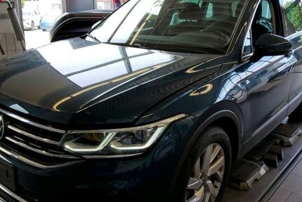 VW Tiguan 42.531 km 28.969 &euro; Saal a.d. Donau 93342
