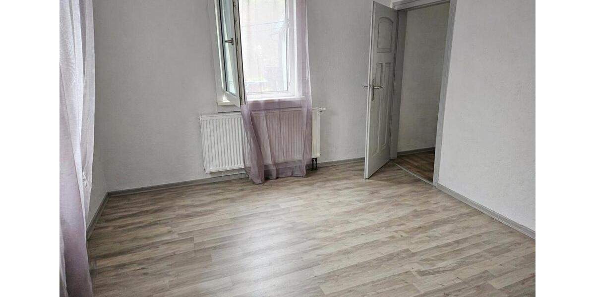 Einfamilienhaus Sonneberg - 5 Zimmer, 120 m&sup2;, 85.000&euro; | Angebot:26375869