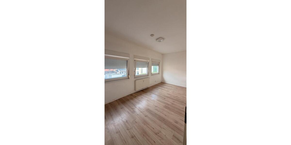 Etagenwohnung Idar-Oberstein Oberstein - 3.5 Zimmer, 90 m&sup2;, 105.000&euro; | Angebot:27428170