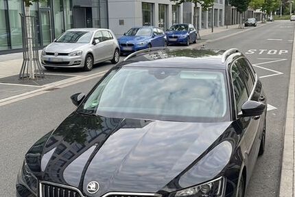 Skoda Superb 180.000 km 13.900 &euro; Oberhausen 46145