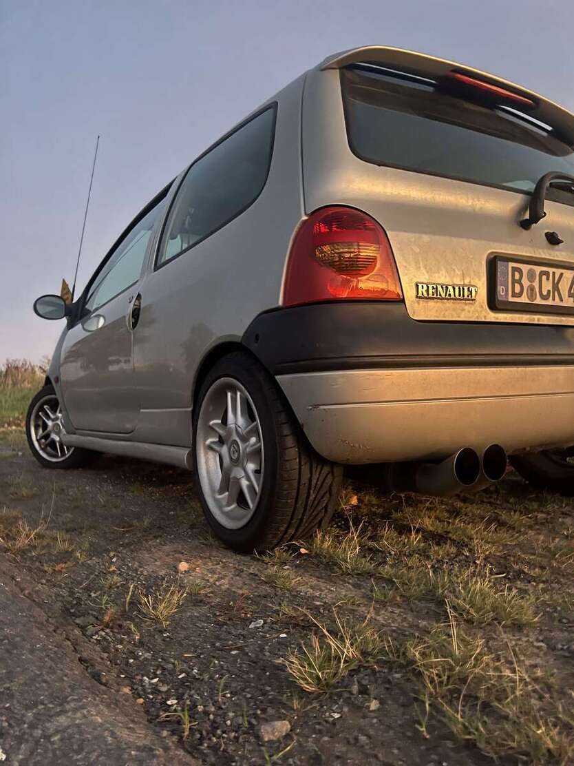 Renault Twingo 170.000 km 1.650 € Berlin 13057