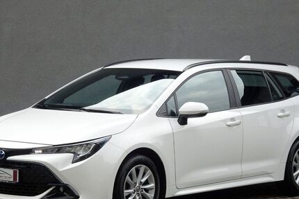 Toyota Corolla 28.523 km 25.980 € Burgstädt 09217