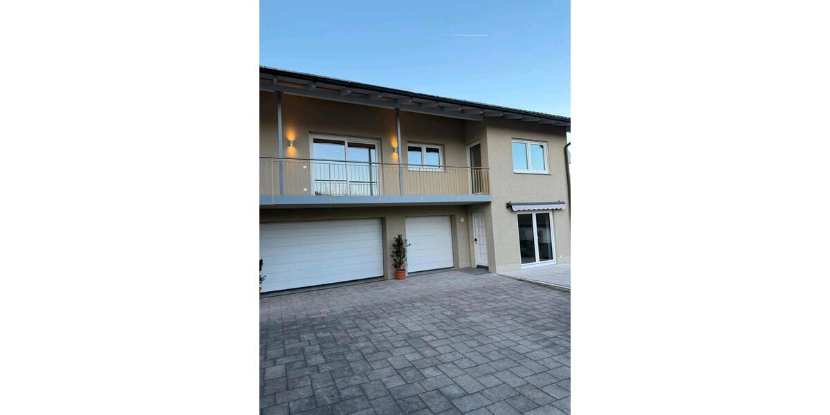 Etagenwohnung Chamerau - 4 Zimmer, 133 m&sup2;, 1.050&euro; | Angebot:24301006