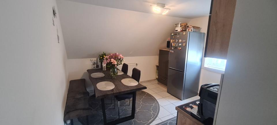 Dachgeschoßwohnung Heilbronn Böckingen - 3 Zimmer, 61 m&sup2;, 235.000&euro; | Angebot:27218919