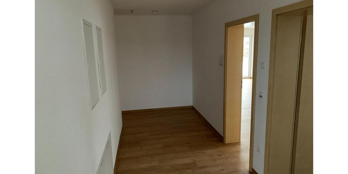 Etagenwohnung Bad Rodach - 4 Zimmer, 136 m&sup2;, 1.280&euro; | Angebot:24756986