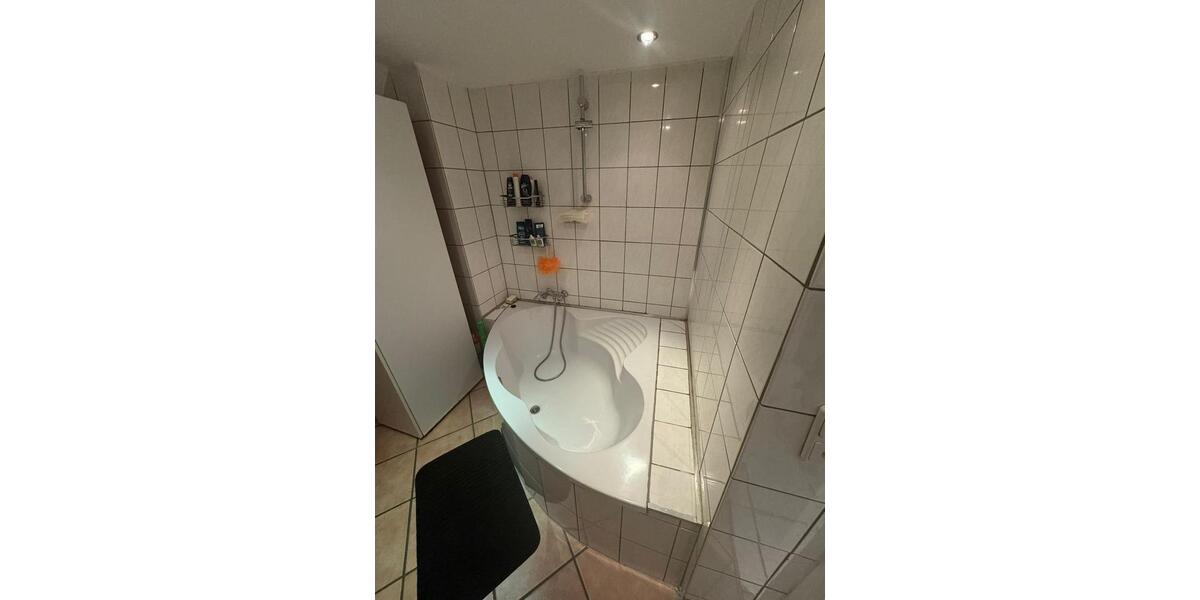 Dachgeschoßwohnung Aachen Aachen-Mitte - 6 Zimmer, 146 m&sup2;, 249.000&euro; | Angebot:25854088