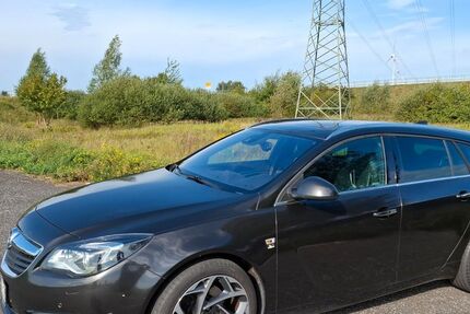 Opel Insignia 102.700 km 12.000 € Wustermark 14641
