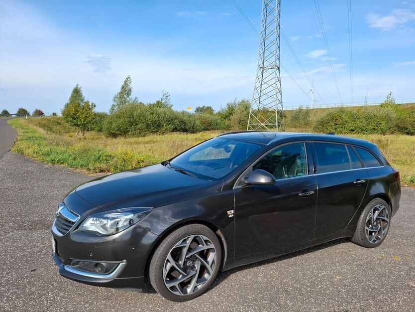 Opel Insignia 102.700 km 12.000 € Wustermark 14641
