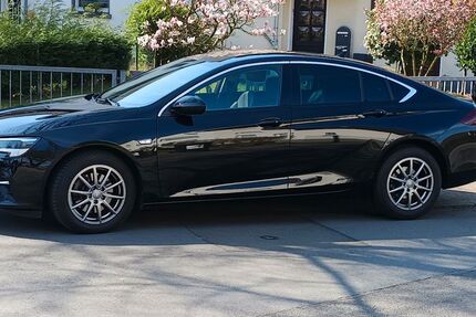 Opel Insignia 56.000 km 18.299 &euro; bottrop 46240