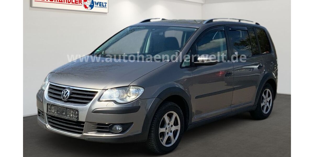 VW Touran 319.915 km 2.999 &euro; Brehna 06796