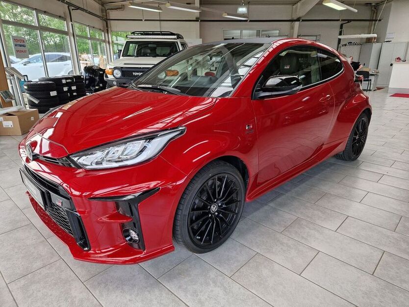 Yaris