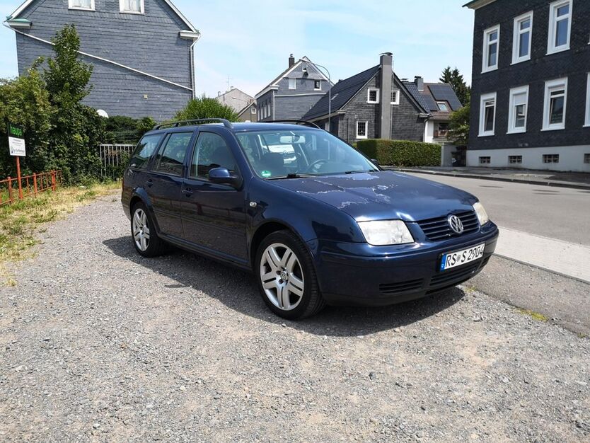 VW Bora 260.706 km 2.300 € Remscheid 42857