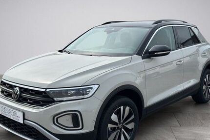 VW T-Roc 8.383 km 30.590 &euro; Riesa 01587
