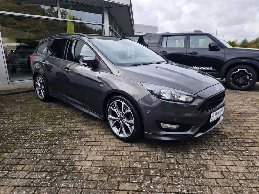 Ford Focus 50.315 km 14.750 € Schwerin 19055