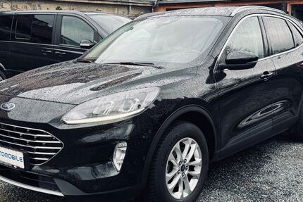 Ford Kuga 58.000 km 17.990 &euro; Dresden 01219