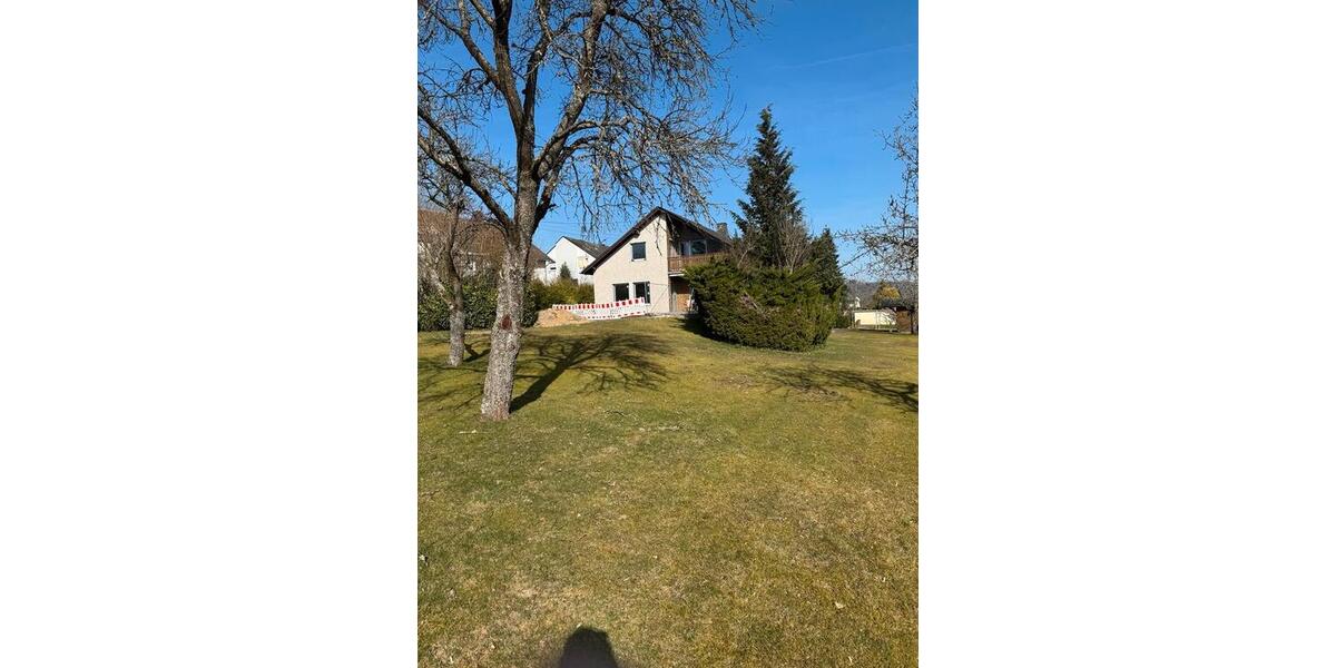 Etagenwohnung Ulmen - 2 Zimmer, 70 m&sup2;, 850&euro; | Angebot:25419337