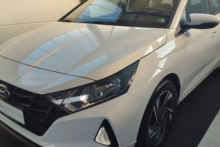 Hyundai i20 88.050 km 12.450 &euro; Neustadt a. d. Weinstr. 67435