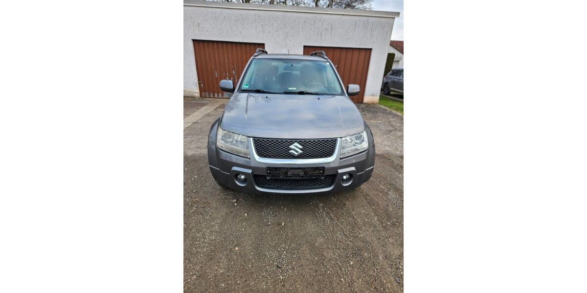 Suzuki Grand Vitara 129.000 km 2.900 &euro; Apolda 99510