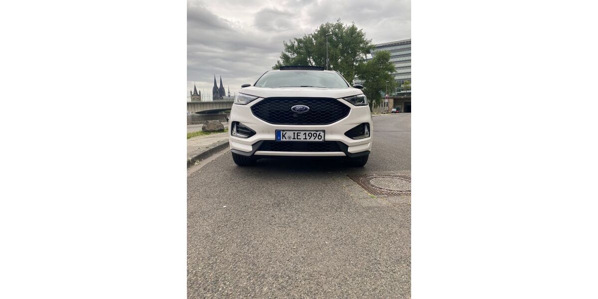 Ford Edge 89.500 km 25.850 &euro; Köln 50679