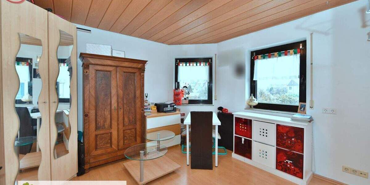 Einfamilienhaus Neu-Ulm Pfuhl - 5 Zimmer, 147 m&sup2;, 649.000&euro; | Angebot:25303636