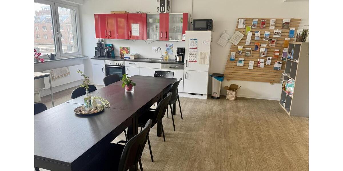 Gewerbeobjekt Kiel Südfriedhof - 2.500&euro; | Angebot:26417369