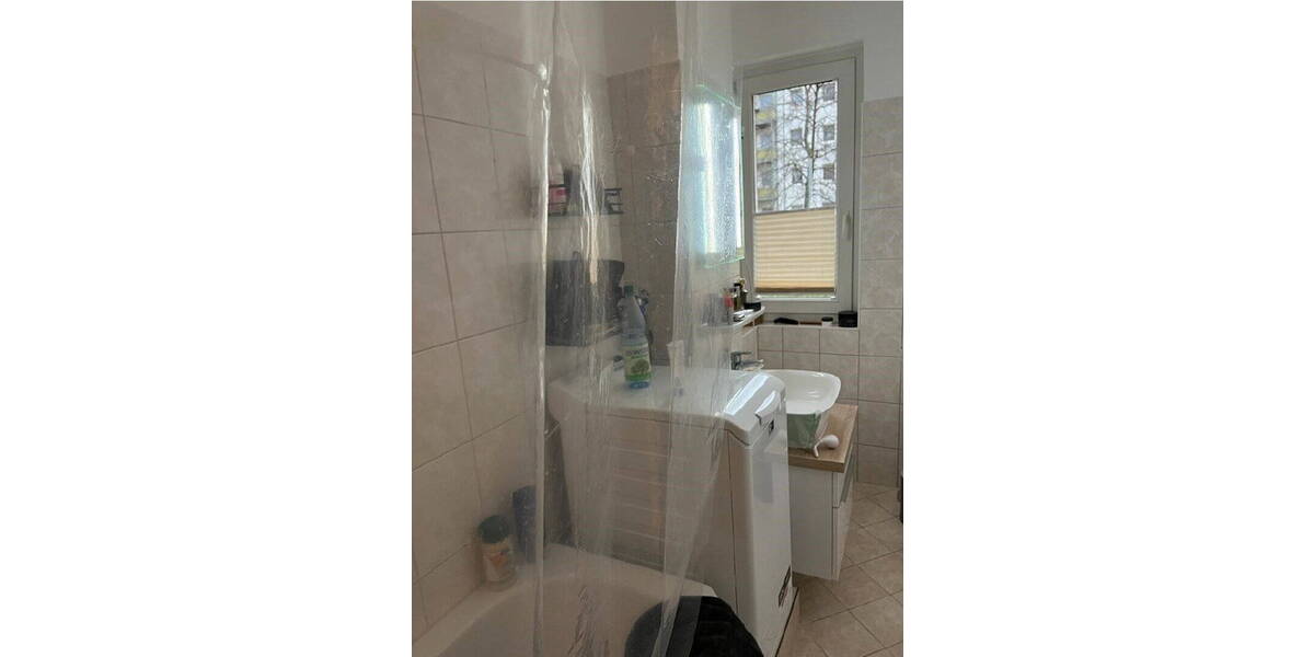 Etagenwohnung Erfurt Ilversgehofen - 3 Zimmer, 61 m&sup2;, 595&euro; | Angebot:26414864