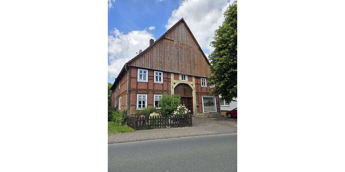 Einfamilienhaus Höxter / Ovenhausen Ovenhausen - 8 Zimmer, 130 m&sup2;, 80.000&euro; | Angebot:26954112