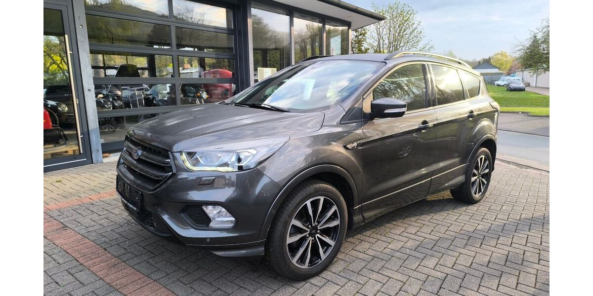 Ford Kuga 65.000 km 12.990 &euro; Lügde 32676