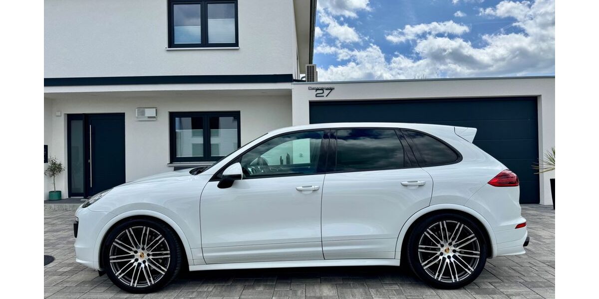 Porsche Cayenne 68.100 km 39.900 &euro; Gingen 73333