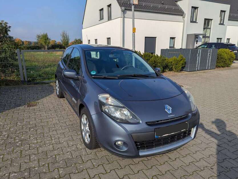 Renault Clio 132.309 km 2.500 € Seligenstadt 63500