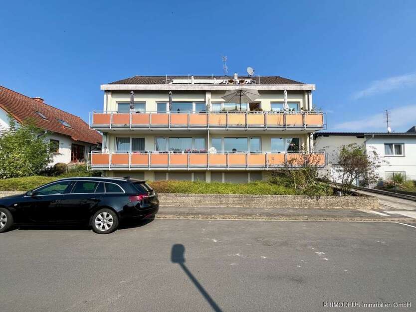 Haus zum Kaufen in Bad Nauheim Nieder-Mörlen 879.000 € 393.2 m²