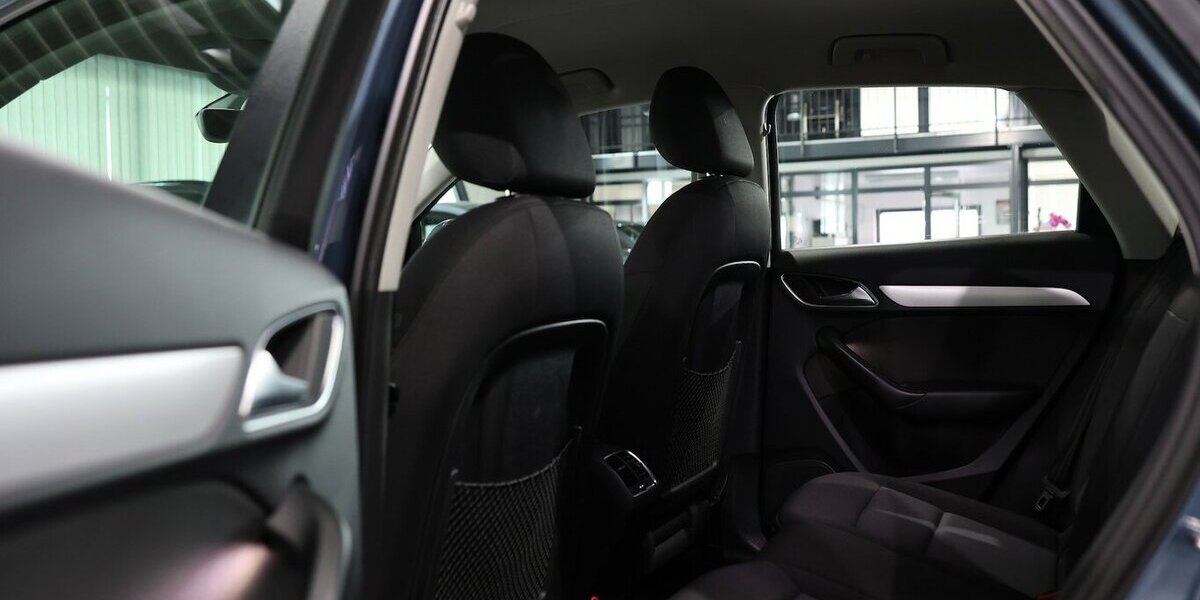 Audi Q3 1.4 TFSI SPORT / BI-XENON / NAVI-MMI / AMBIEN 65.000 km 16.993 &euro; Hamm 59077