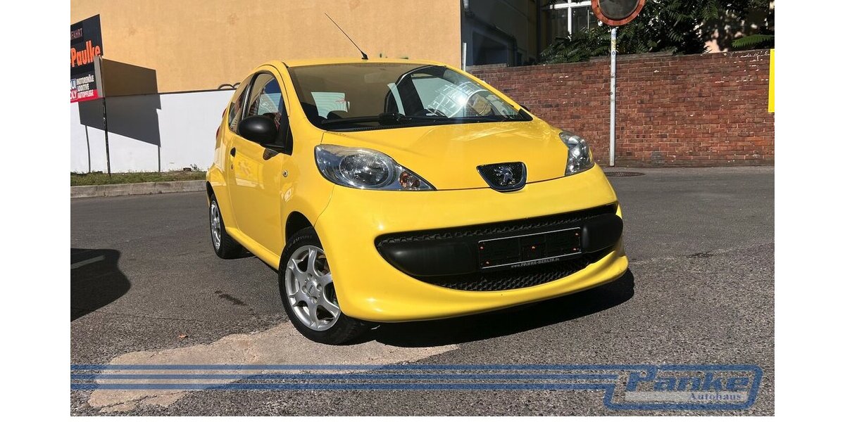 Peugeot 107 Petit Filou 3trg.*Radio/CD*AUX*LM*AllSeason* 180.827 km 1.290 &euro; Berlin 13187