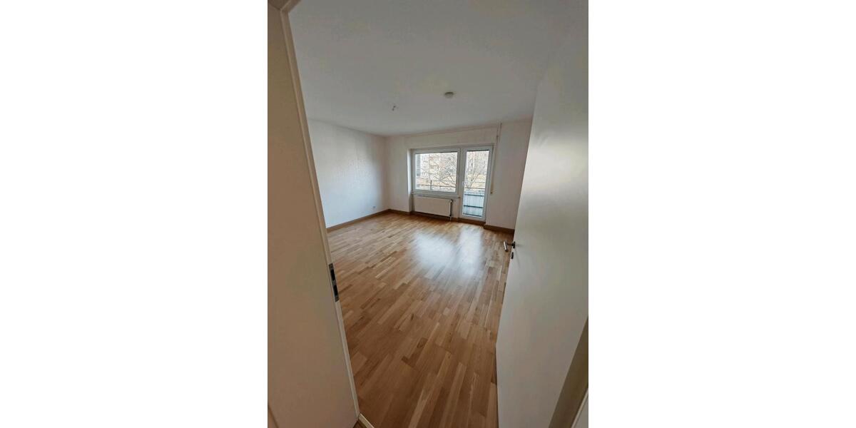 Dachgeschoßwohnung Gummersbach Hepel - 2 Zimmer, 84 m&sup2;, 520&euro; | Angebot:25046391