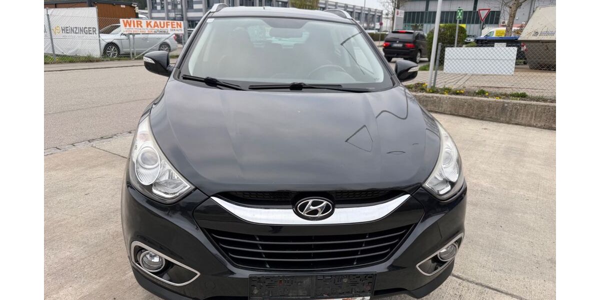 Hyundai ix35 194.000 km 4.900 &euro; Rosenheim 83026