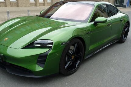 Porsche Taycan 21.000 km 73.800 &euro; Hannover 30175